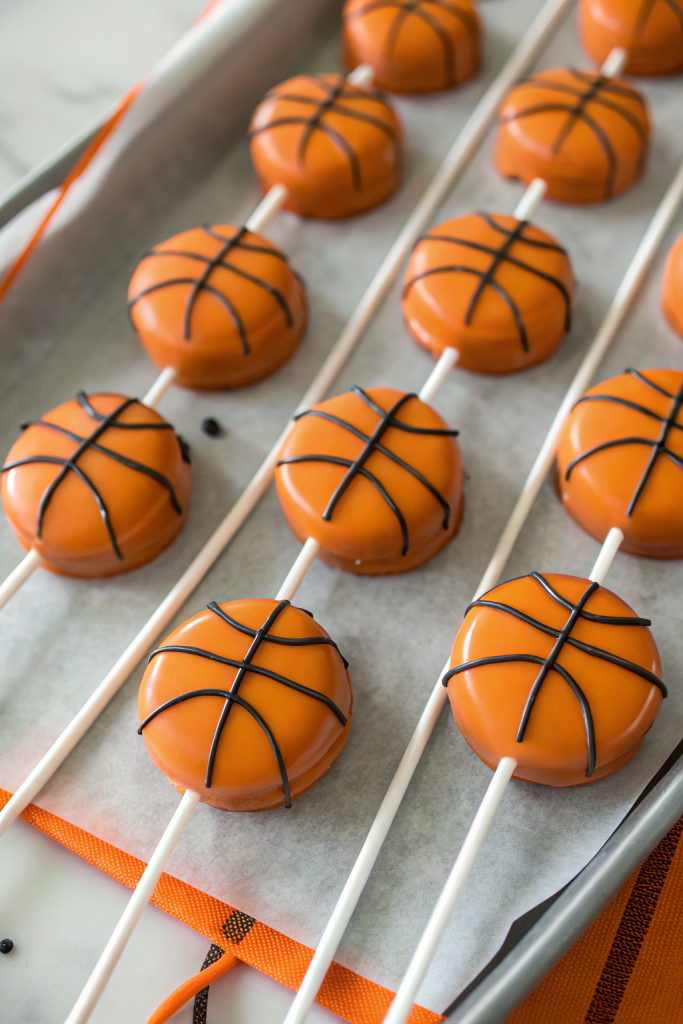 Basketball OREO Pops Recipe