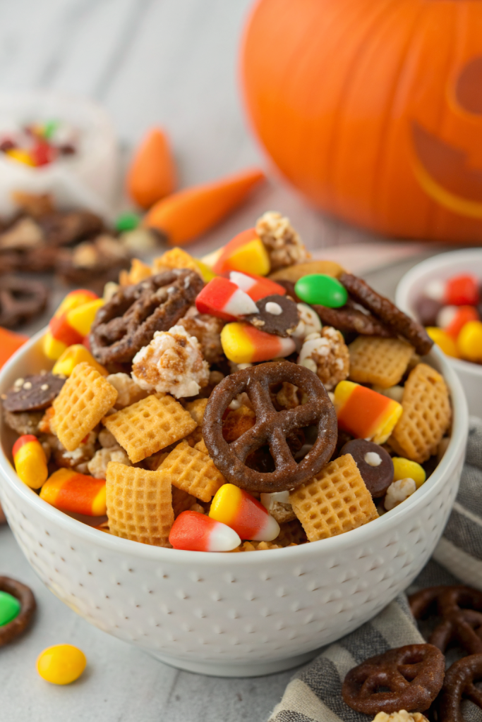 Fall Harvest Caramel Popcorn Snack Mix