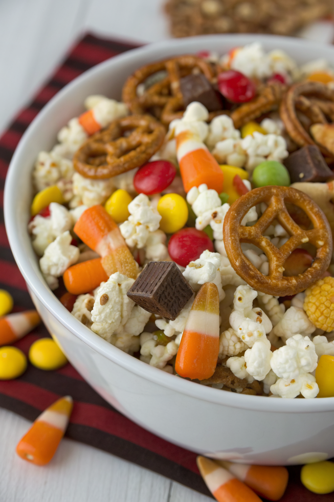 Harvest Popcorn Snack Mix Recipe